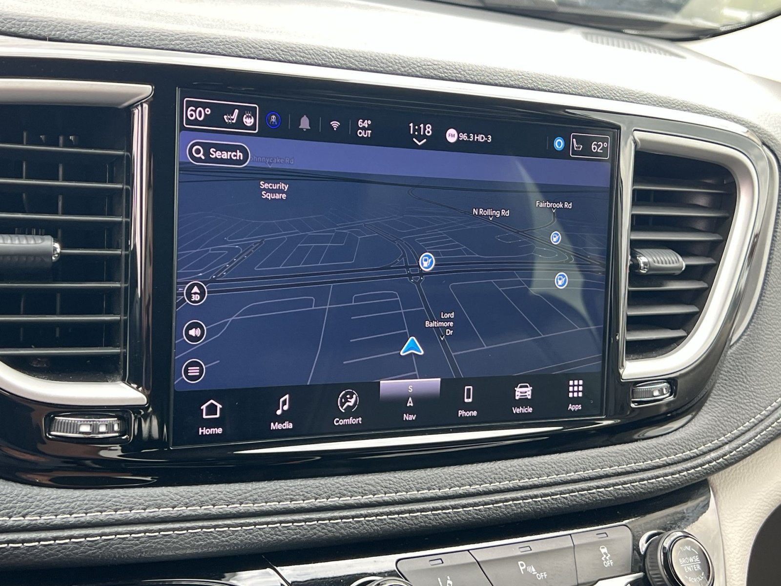 Used 2024 Chrysler Pacifica Limited FWD image 20
