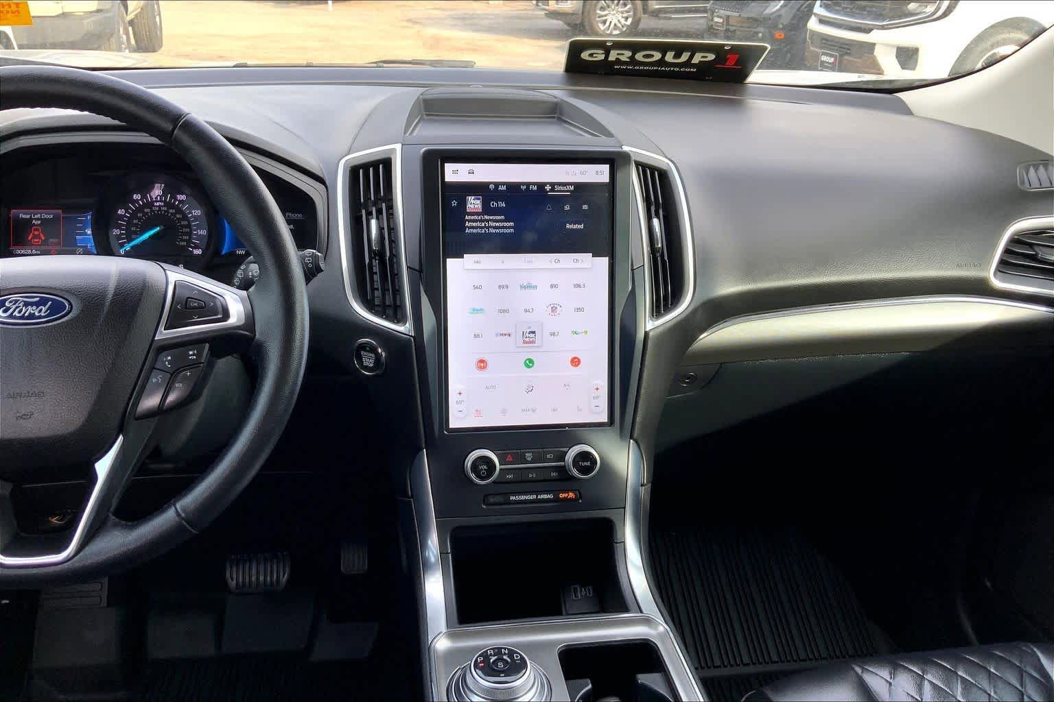 Certified 2023 Ford Edge Titanium AWD/4WD image 7