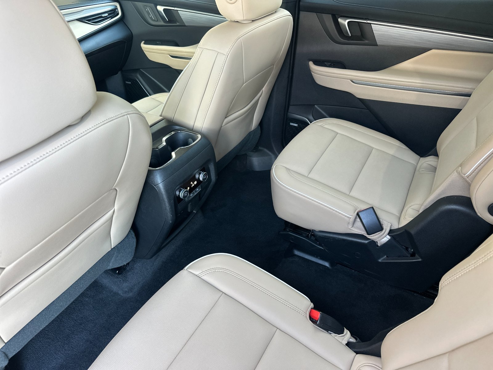 Used 2026 Buick Enclave Preferred w/ Power Package FWD image 13