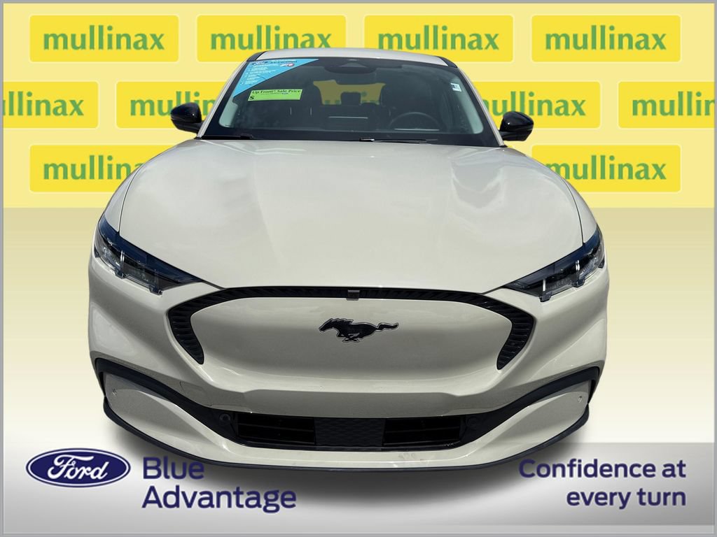 Certified 2025 Ford Mustang Mach-E Select RWD image 11