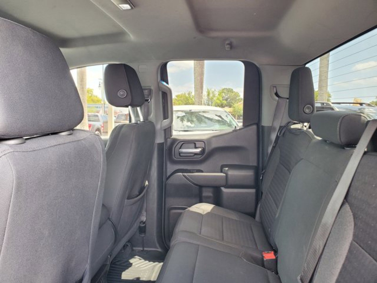 Used 2022 Chevrolet Silverado 1500 Custom image 28