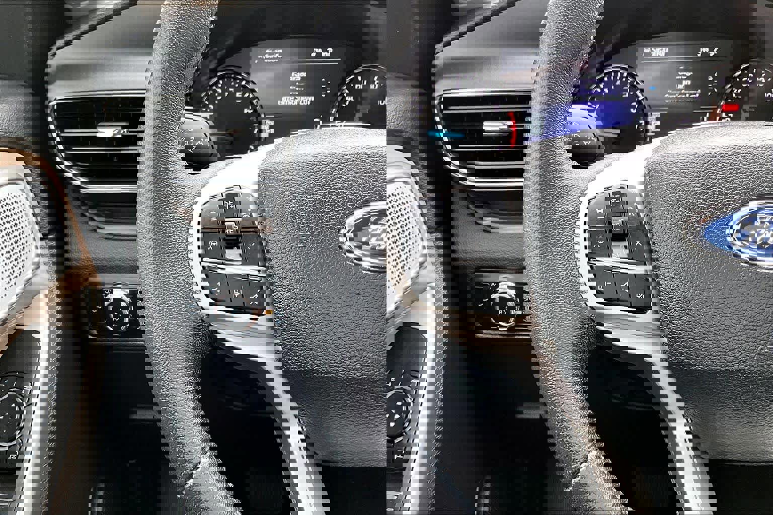 Certified 2023 Ford Explorer Limited w/ Limited Technology Package image 25