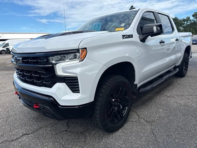 Used 2026 Chevrolet Silverado 1500 LT Trail Boss w/ Safety Package AWD/4WD image 3