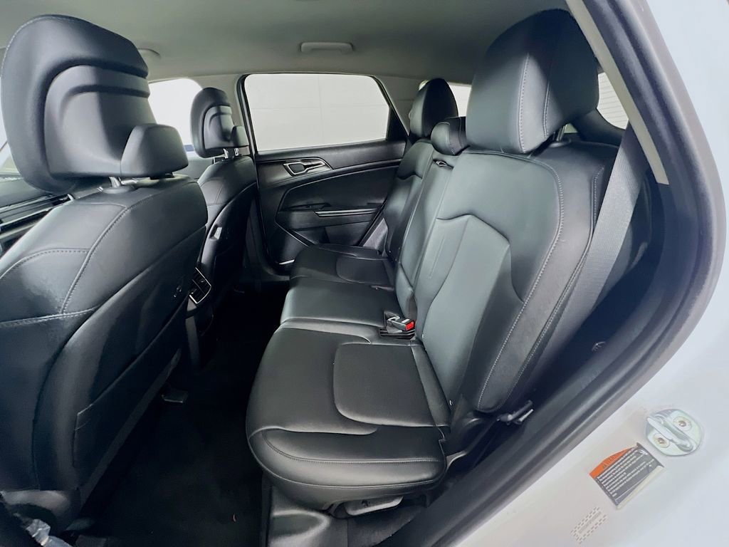 Used 2023 Kia Sportage EX image 26