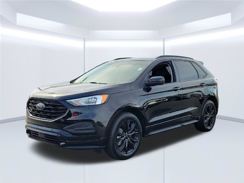 Certified 2022 Ford Edge SE w/ Black Appearance Package AWD/4WD image 9