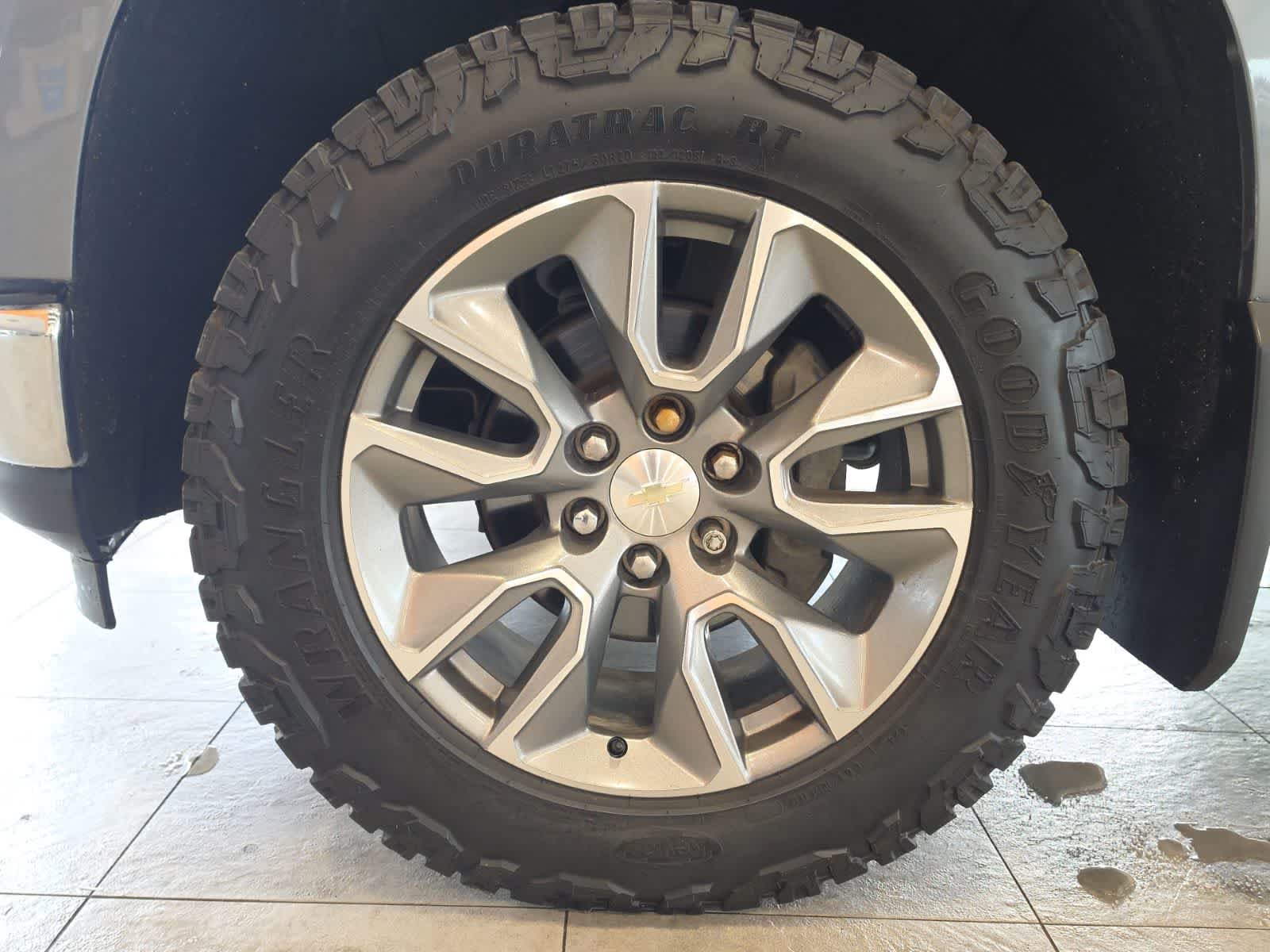 Used 2021 Chevrolet Silverado 1500 LT w/ True North Edition Plus AWD/4WD image 15