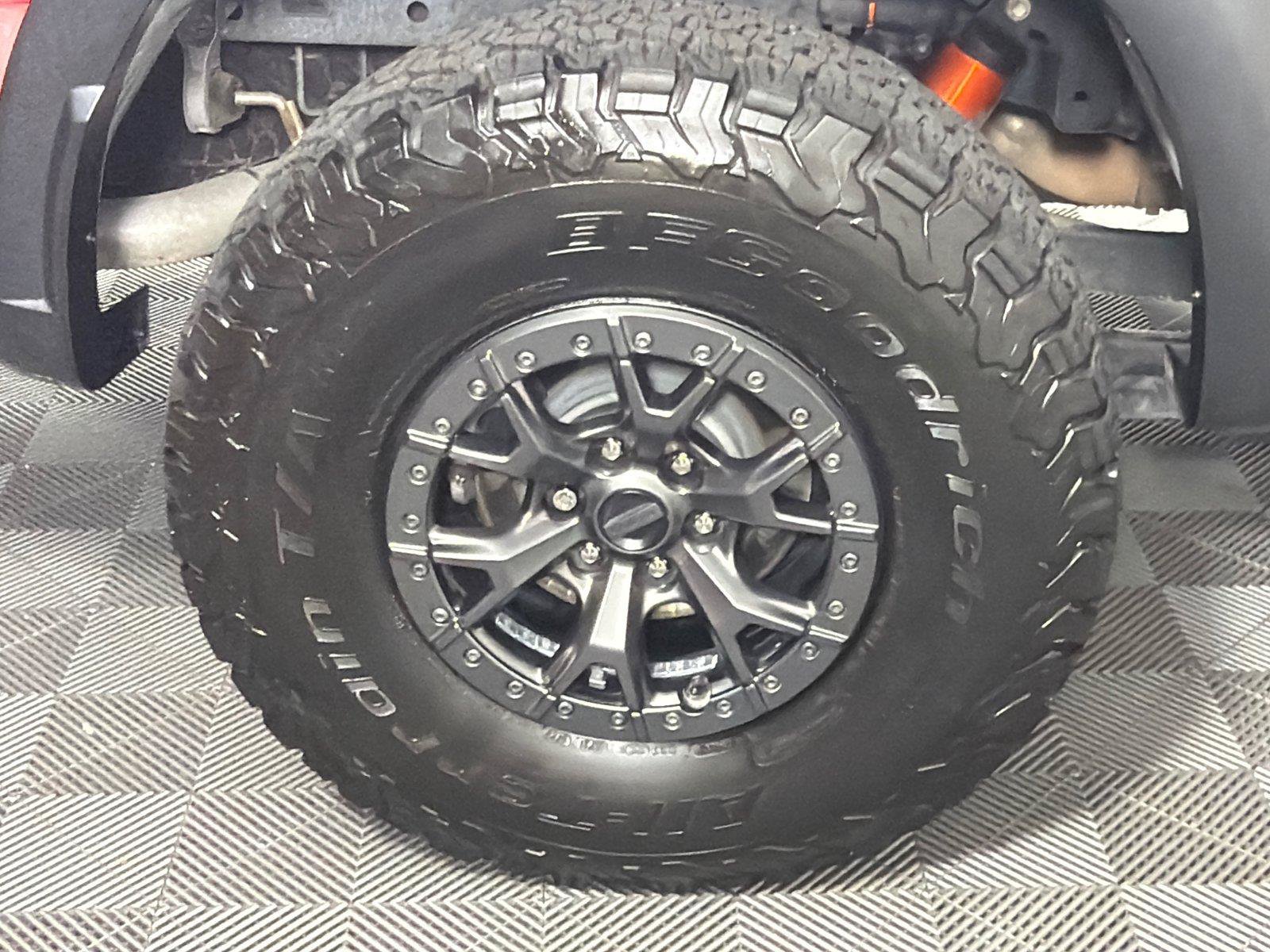 Certified 2023 Ford F150 Raptor w/ Raptor 37 Performance Package AWD/4WD image 17