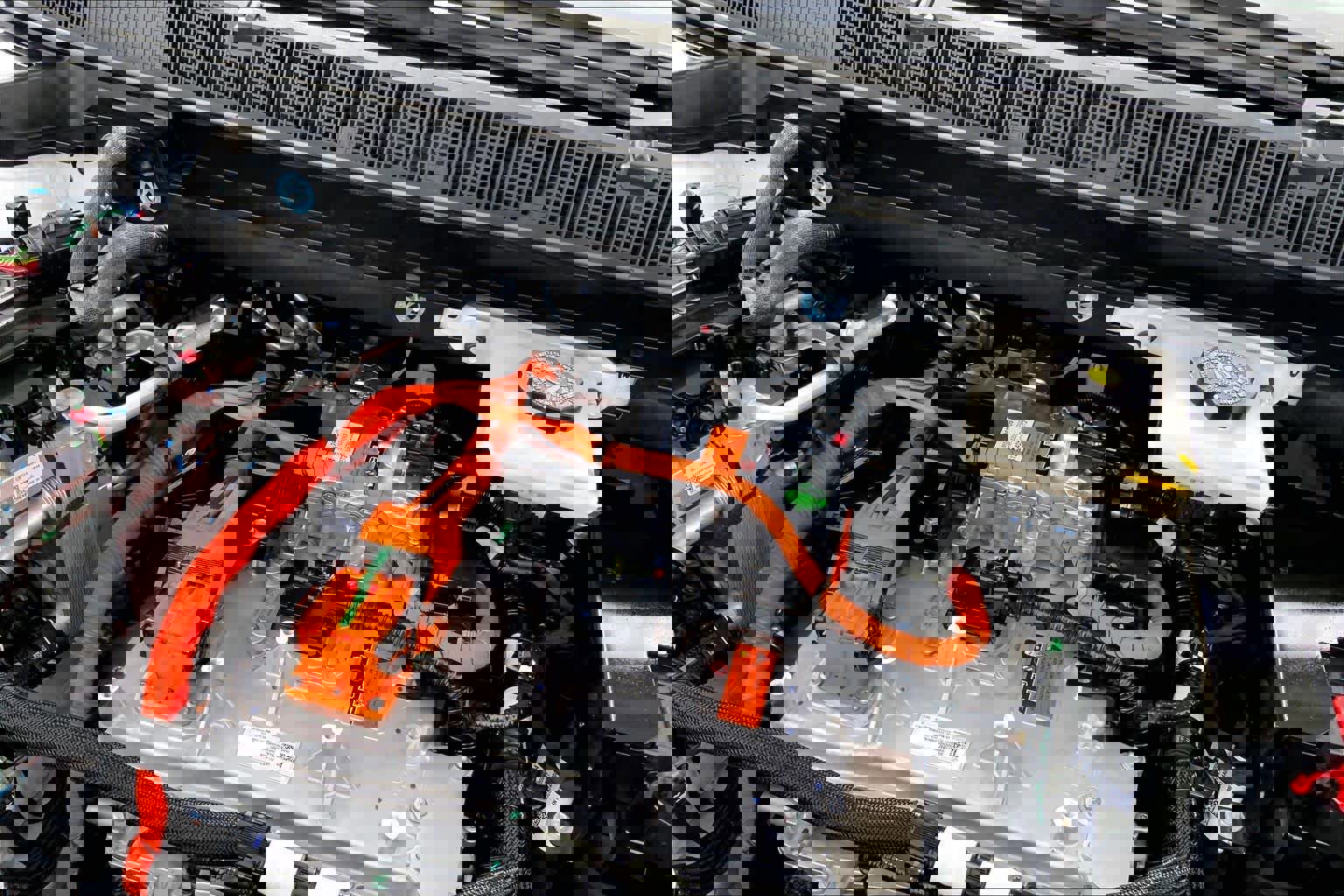 Used 2025 Chevrolet Equinox EV LT image 28