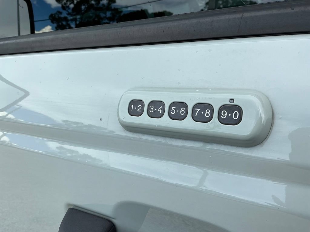 Certified 2022 Ford Bronco Badlands AWD/4WD image 28