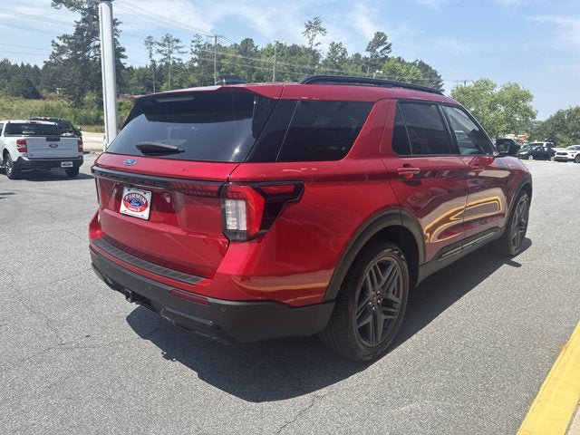 Certified 2025 Ford Explorer ST-Line w/ Premium Package RWD image 6