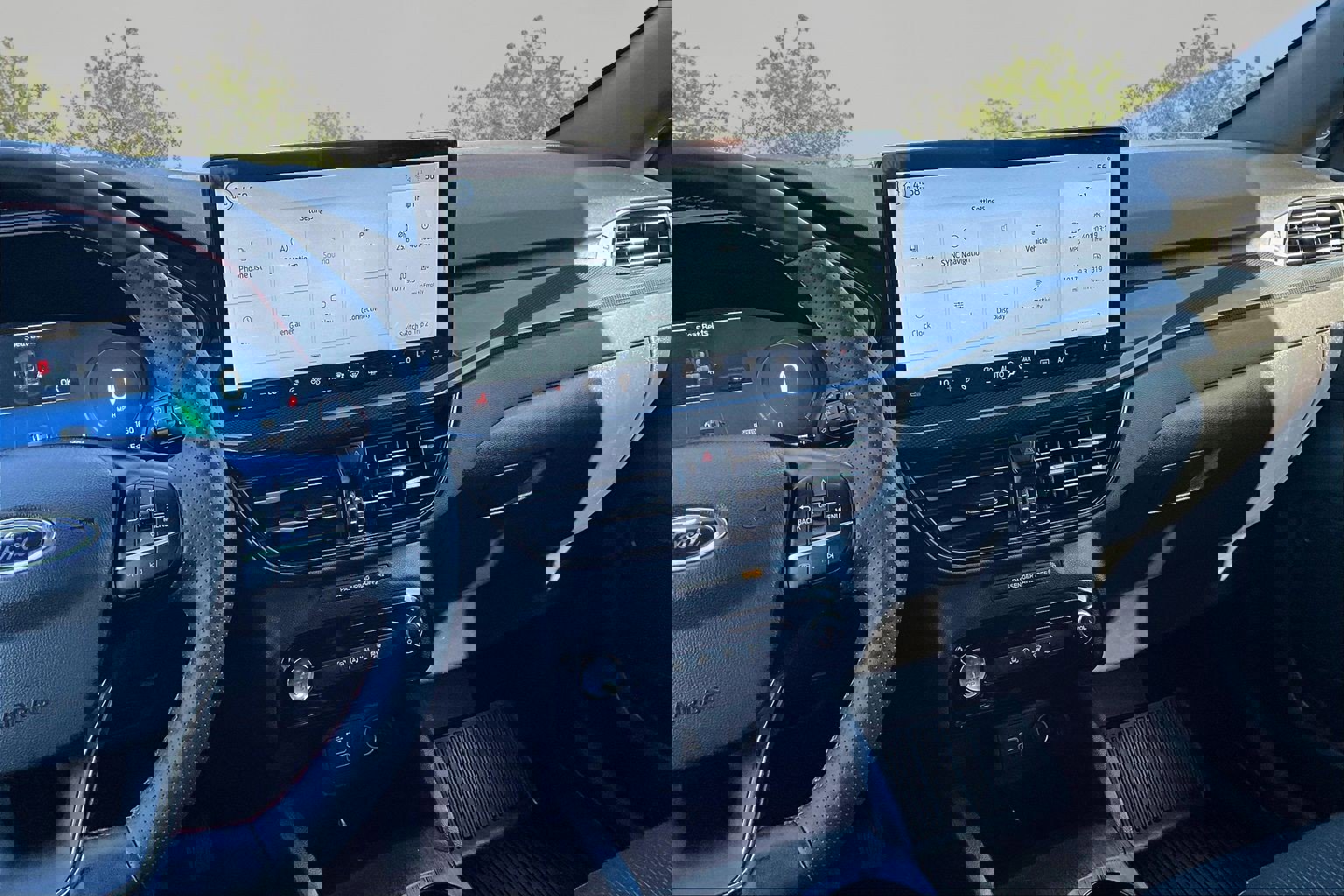 Certified 2025 Ford Escape ST-Line Elite image 8