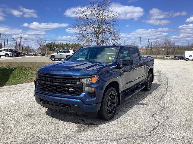 Used 2022 Chevrolet Silverado 1500 Custom AWD/4WD image 1