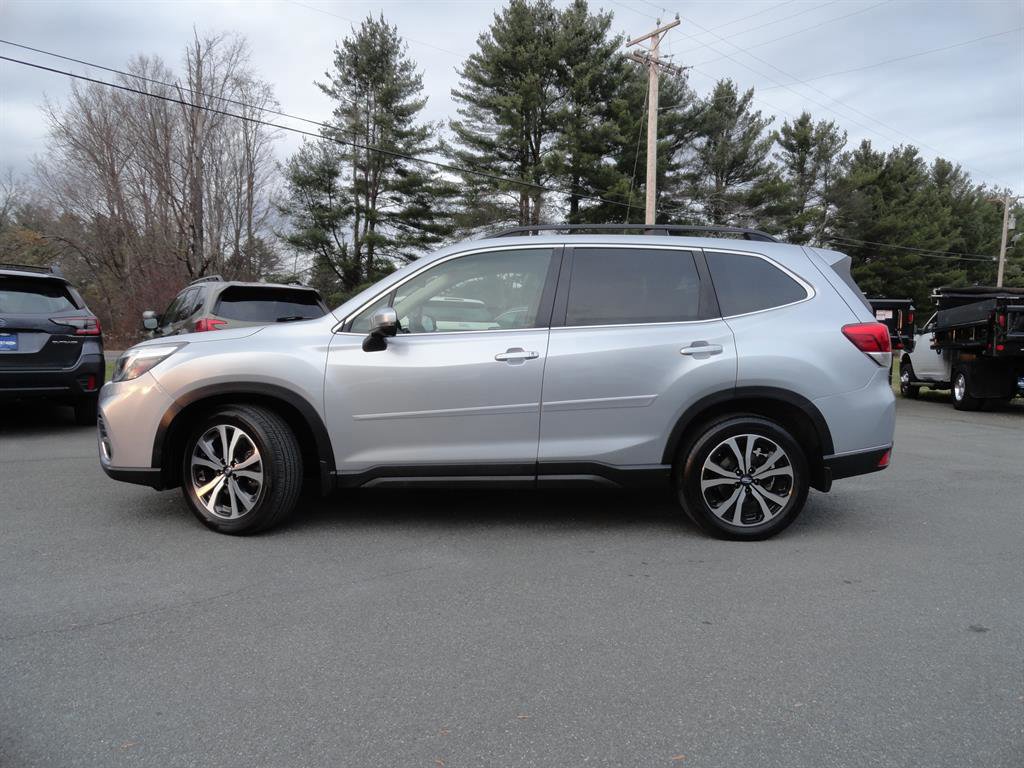 Used 2020 Subaru Forester Limited image 2