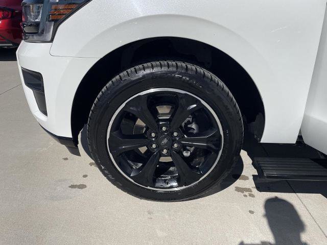 Certified 2022 Ford Expedition Limited image 10