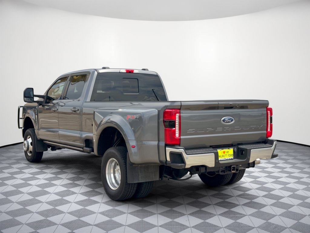 Certified 2025 Ford F350 Lariat w/ Lariat Ultimate Package AWD/4WD image 3