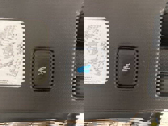 Certified 2020 Ford Escape Titanium image 21