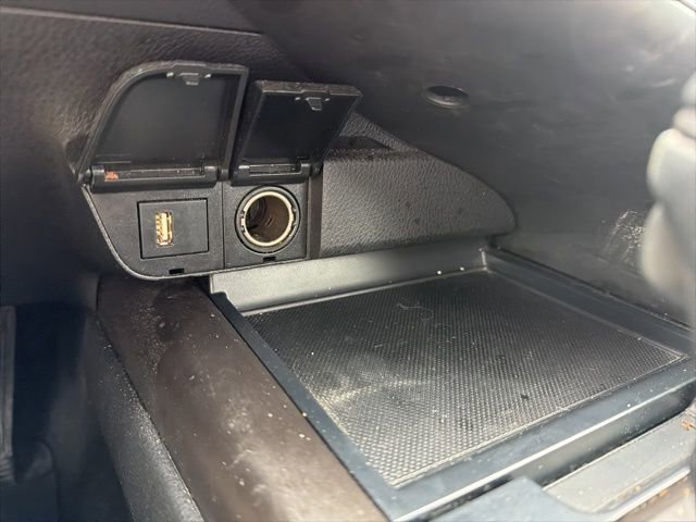 Used 2023 Toyota Camry SE image 25