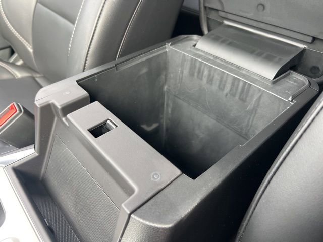 Certified 2023 Ford Explorer XLT w/ Equipment Group 202A image 17