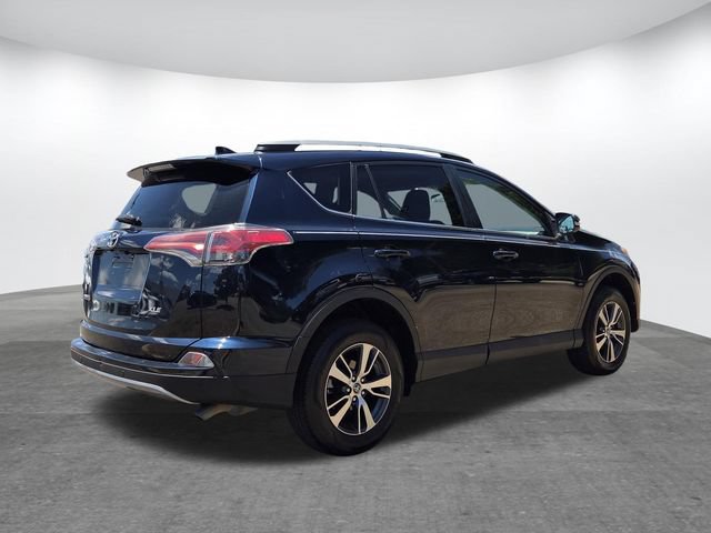 Used 2018 Toyota RAV4 XLE FWD image 4