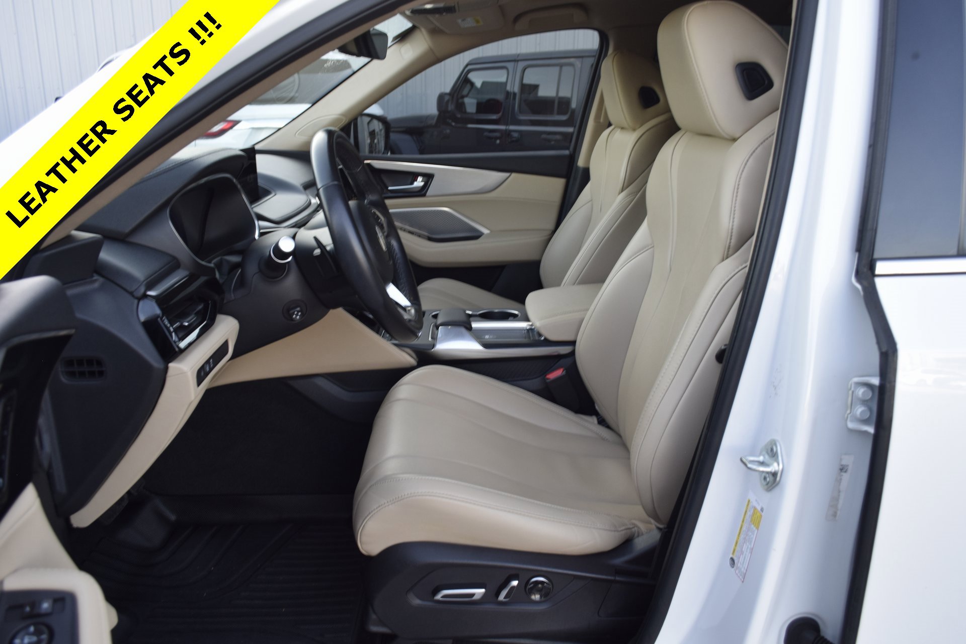 Used 2022 Acura MDX FWD image 3