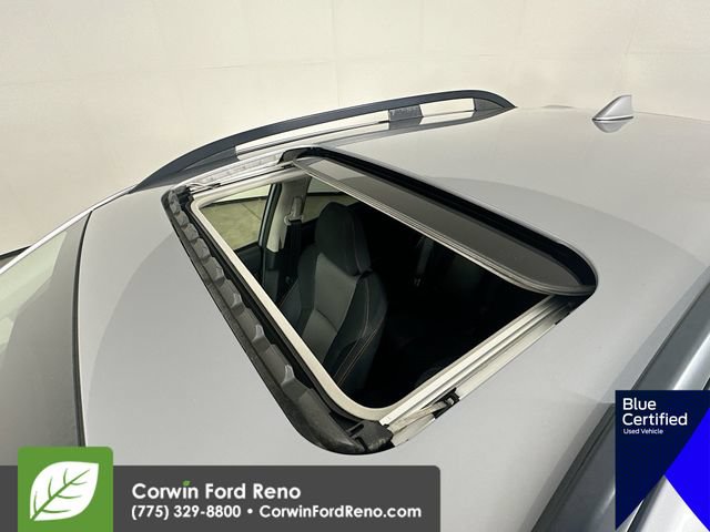 Used 2021 Subaru Crosstrek 2.0i Premium w/ Moonroof Package AWD/4WD image 25