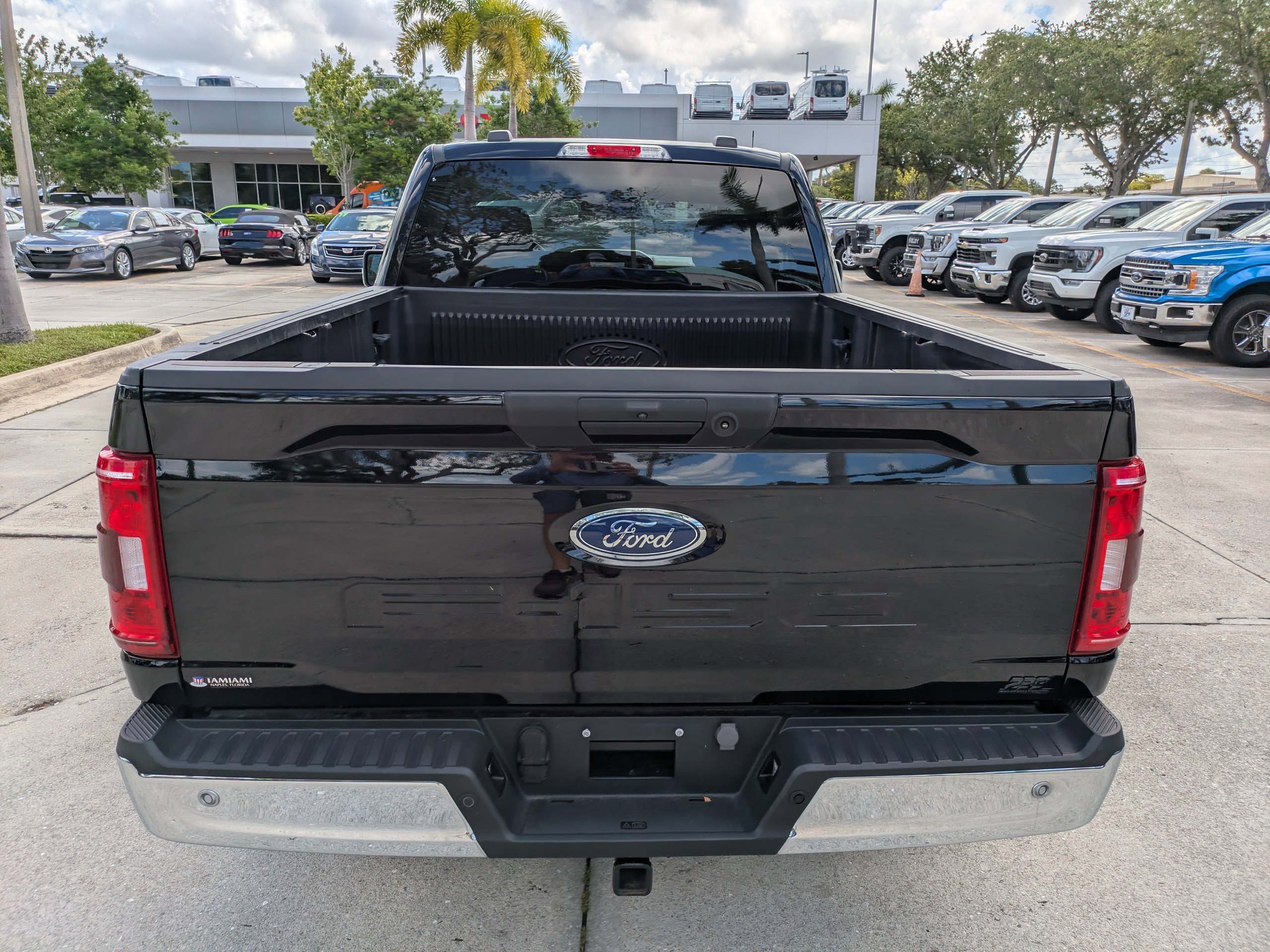 Certified 2023 Ford F150 XLT w/ Equipment Group 301A Mid AWD/4WD image 5