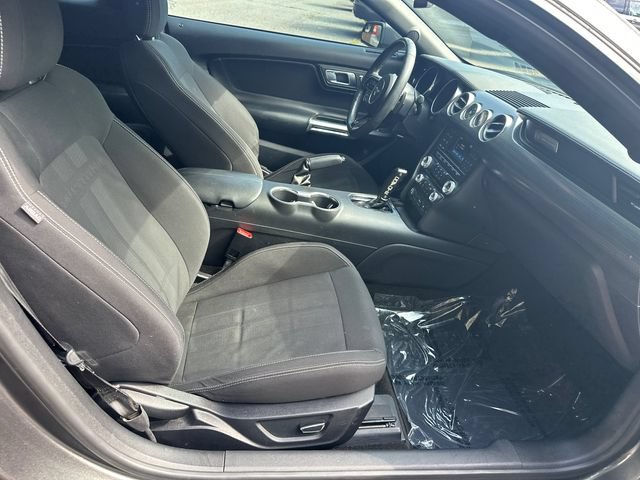 Certified 2018 Ford Mustang GT w/ GT Performance Package RWD image 15