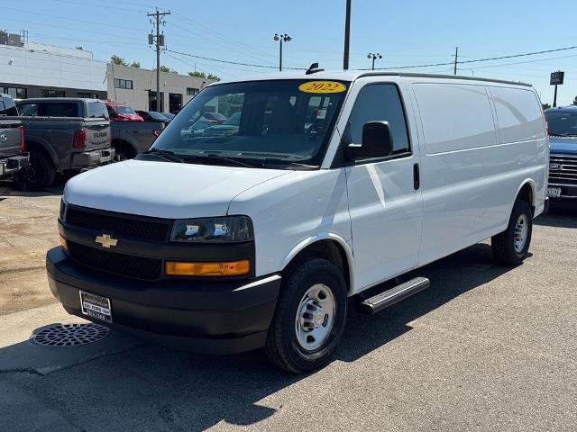 Used 2022 Chevrolet Express 3500 Extended w/ Driver Convenience Package RWD image 2
