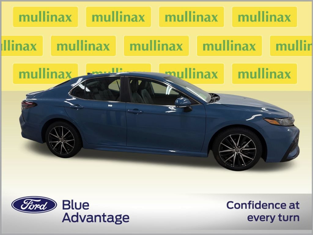 Used 2024 Toyota Camry SE FWD video 2