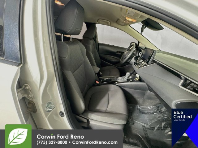Used 2022 Toyota Corolla LE w/ Carpet Mat Package (TMS) FWD image 29