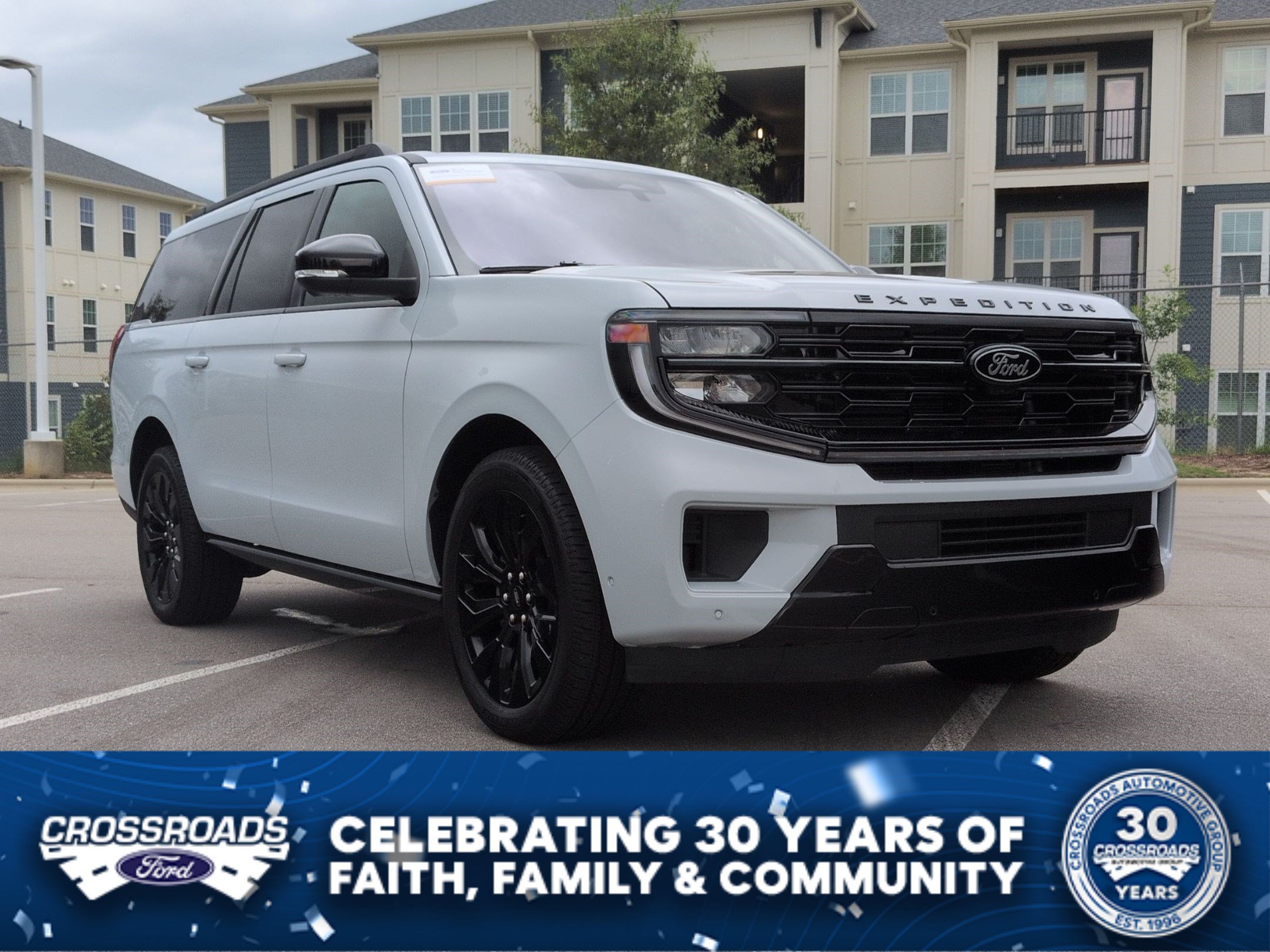 Certified 2025 Ford Expedition Max Platinum w/ Stealth Appearance Package AWD/4WD image 1