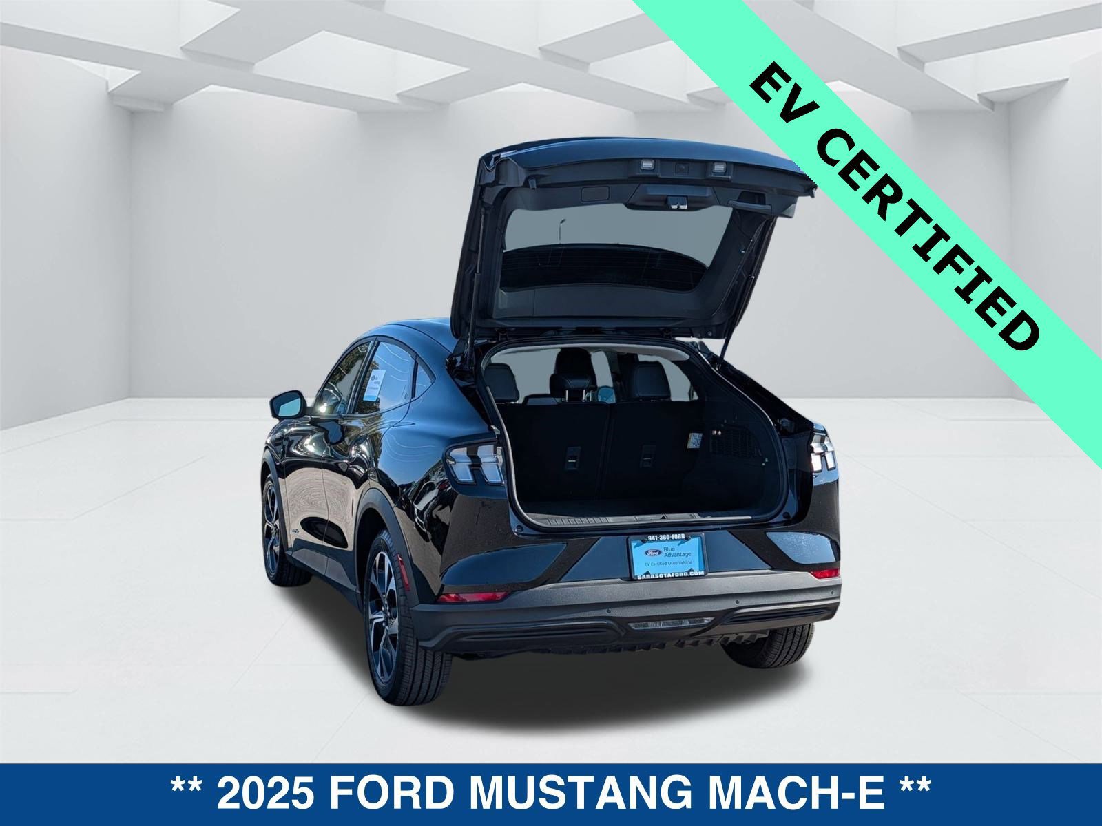 Certified 2025 Ford Mustang Mach-E Select video 3