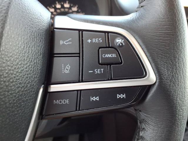 Used 2025 Toyota Sienna XLE FWD image 20
