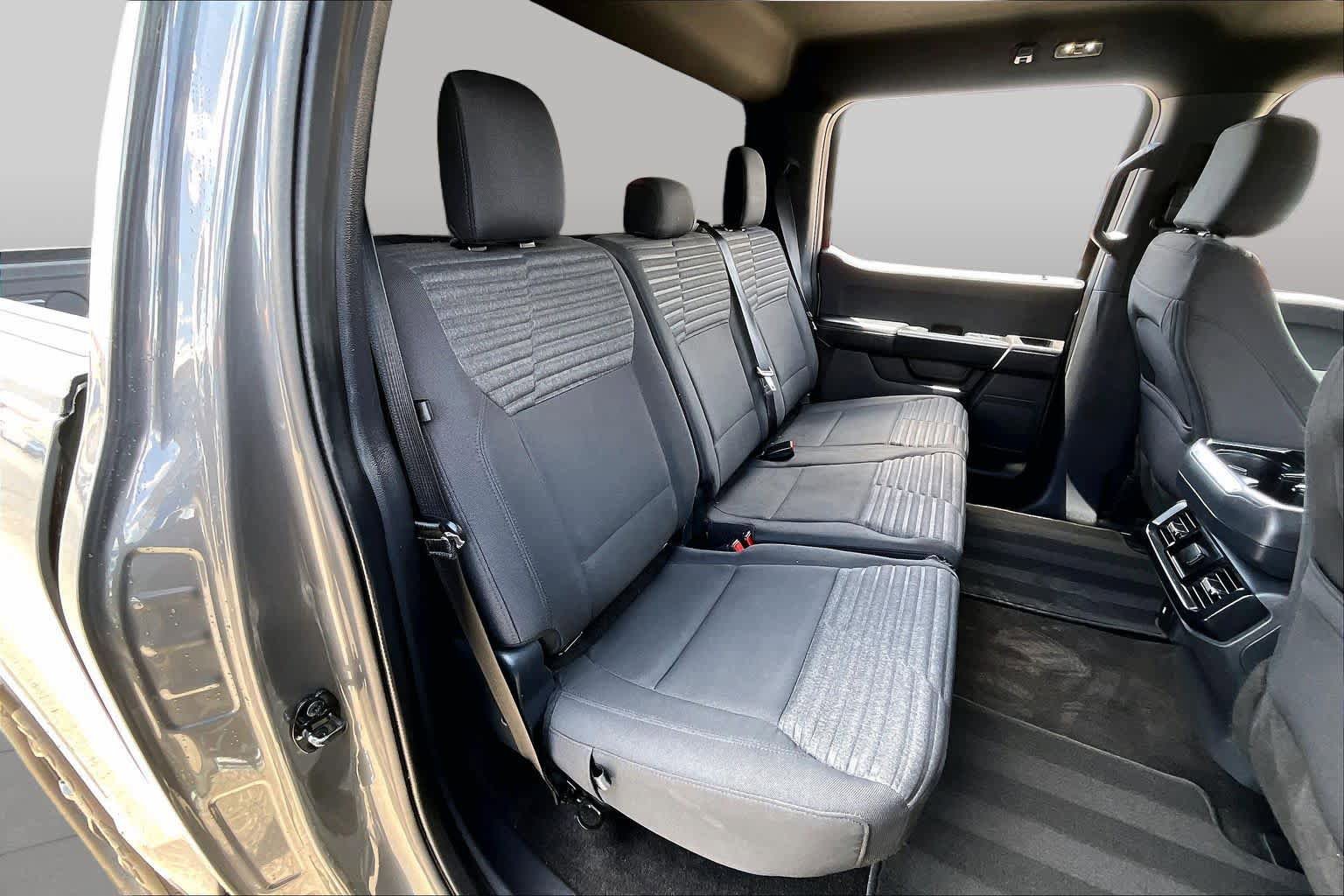 Certified 2022 Ford F150 XL w/ STX Black Appearance Package RWD image 19