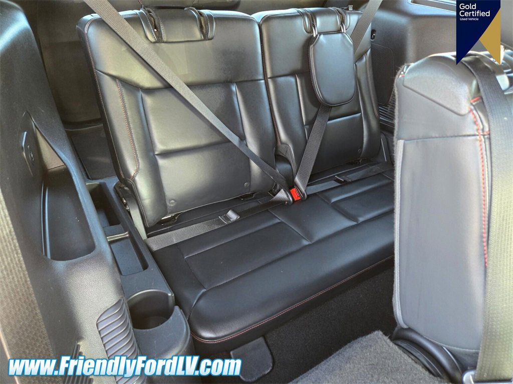 Certified 2025 Ford Explorer ST-Line w/ Premium Package image 13