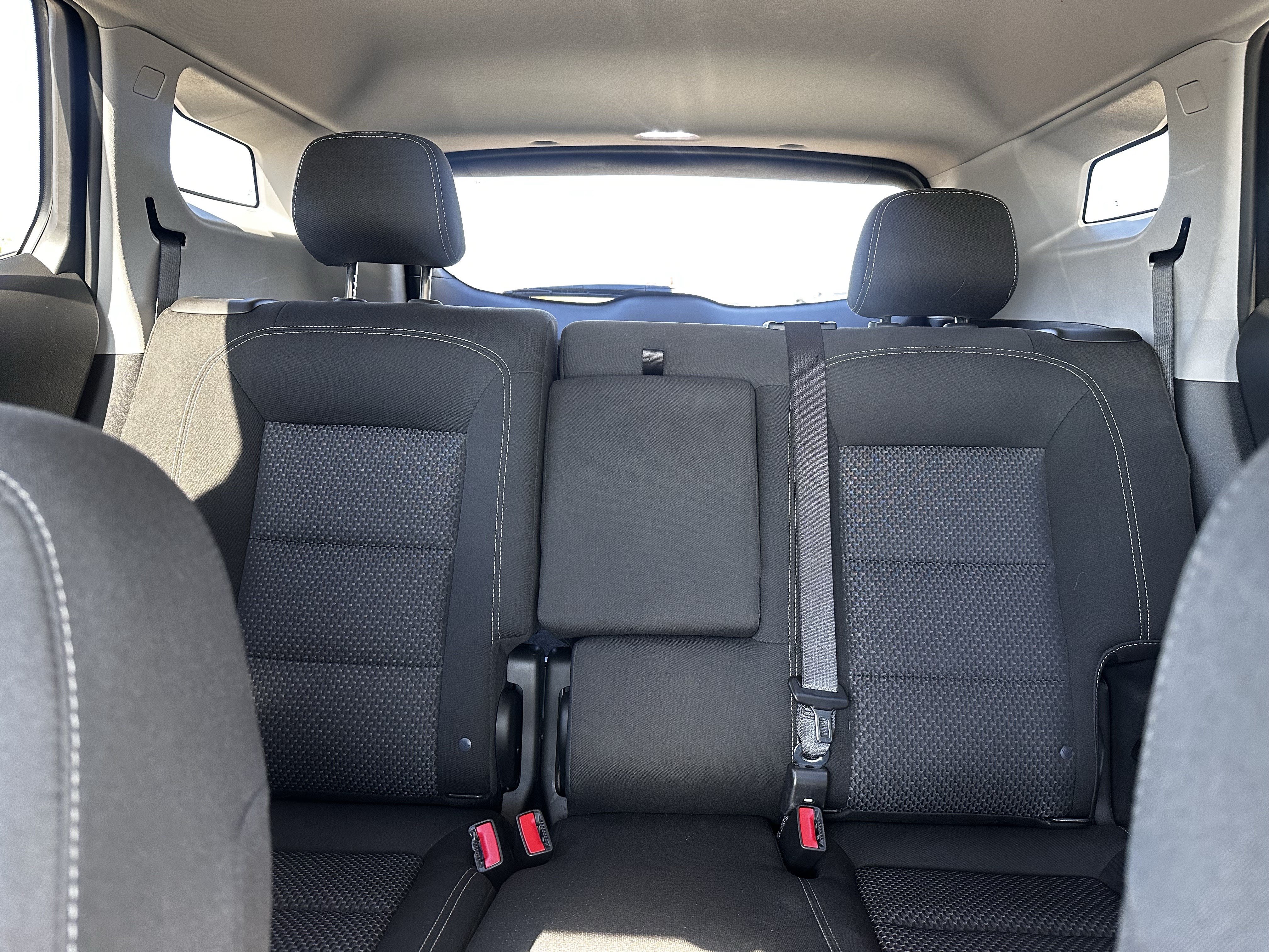 Used 2024 GMC Terrain SLE AWD/4WD image 19