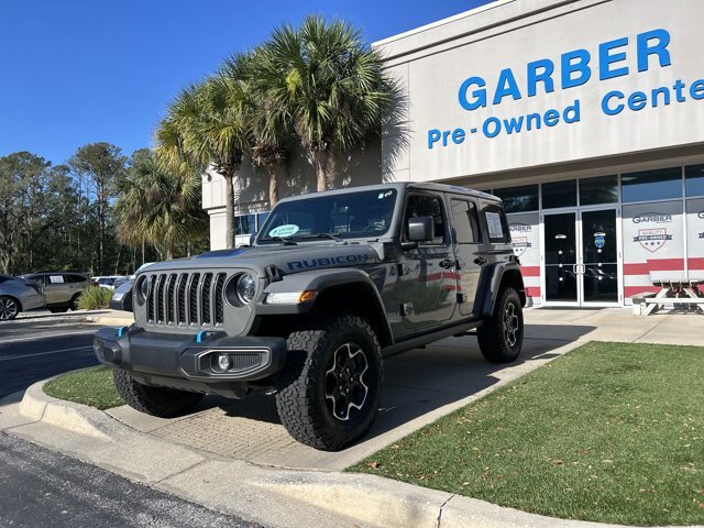 Used 2023 Jeep Wrangler Unlimited Rubicon 4xe w/ Cold Weather Group AWD/4WD image 14