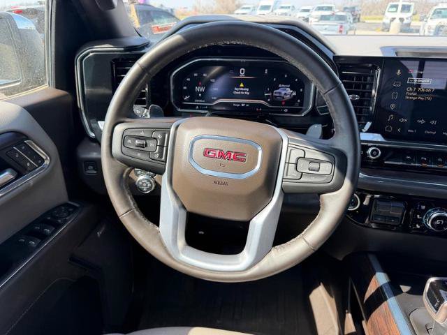 Used 2024 GMC Sierra 1500 SLT w/ SLT Premium Plus Package AWD/4WD image 11