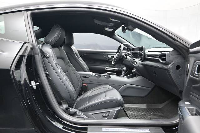 Certified 2025 Ford Mustang GT Premium w/ GT Performance Package RWD image 17