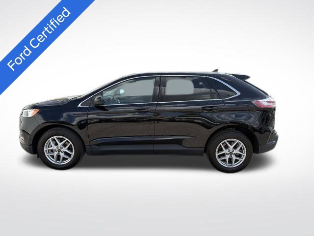 Certified 2024 Ford Edge SEL w/ Convenience Package AWD/4WD image 3