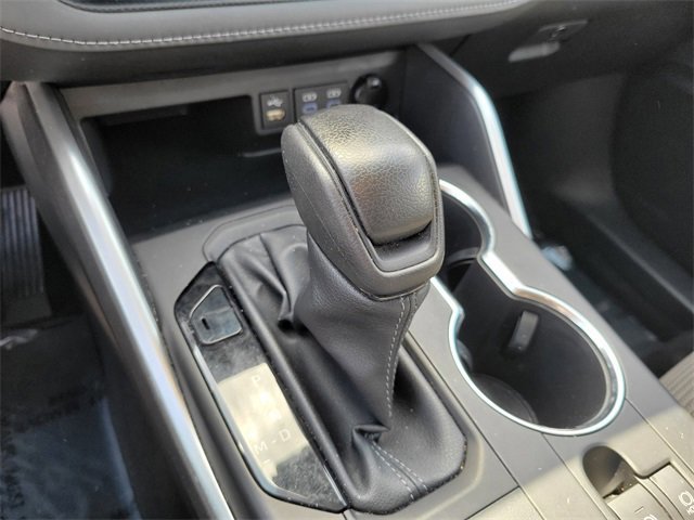 Used 2022 Toyota Highlander L image 29