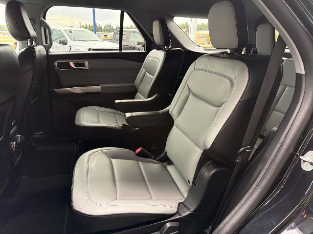 Certified 2021 Ford Explorer XLT w/ Equipment Group 202A AWD/4WD image 36