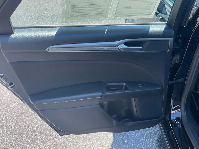 Certified 2020 Ford Fusion SE FWD image 21