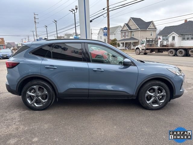 Certified 2025 Ford Escape ST-Line Select AWD/4WD image 5