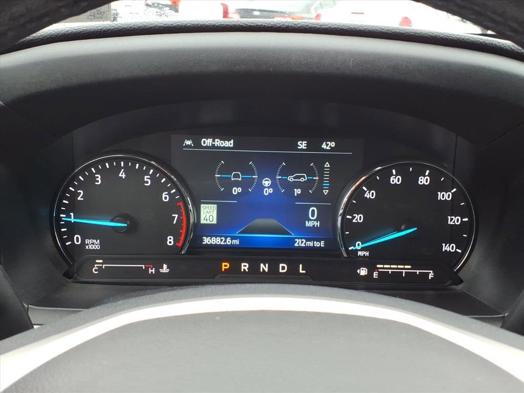 Certified 2022 Ford Explorer XLT w/ Equipment Group 202A image 27