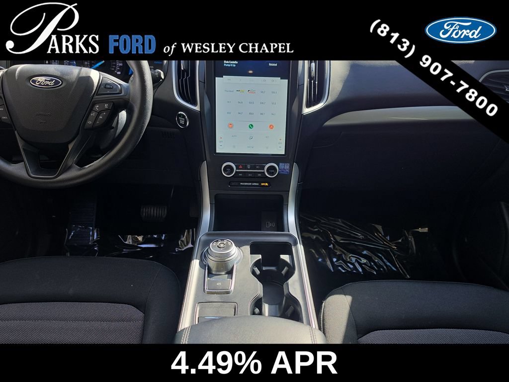 Certified 2022 Ford Edge SE w/ Black Appearance Package AWD/4WD image 13