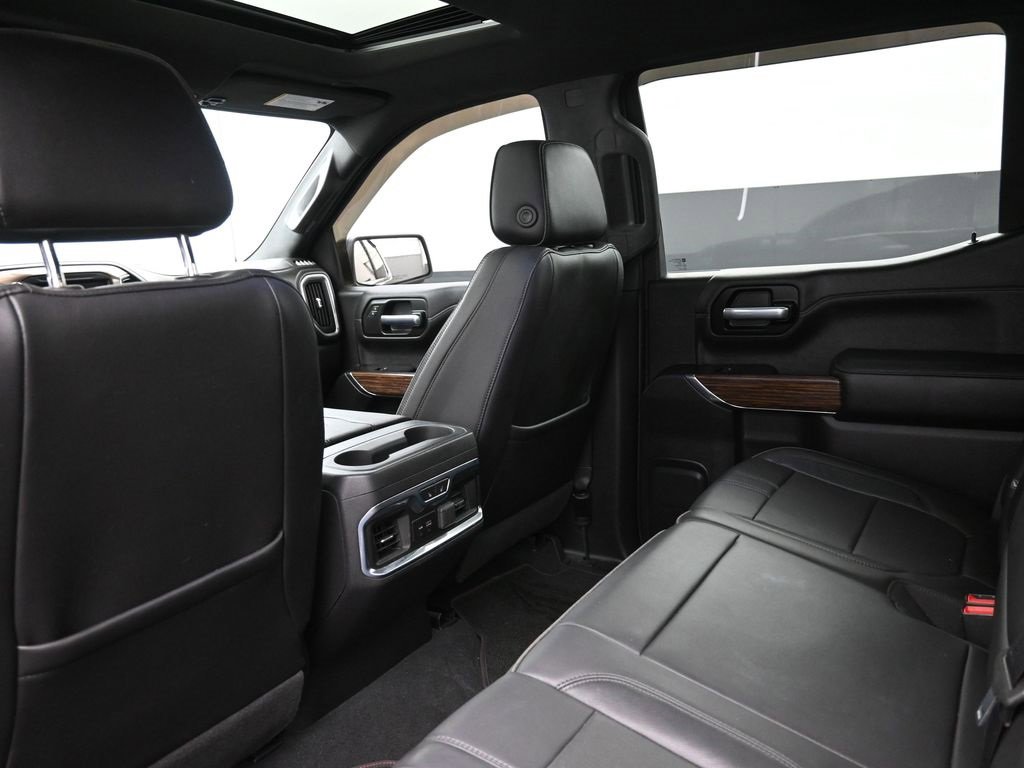 Used 2020 Chevrolet Silverado 1500 High Country image 2