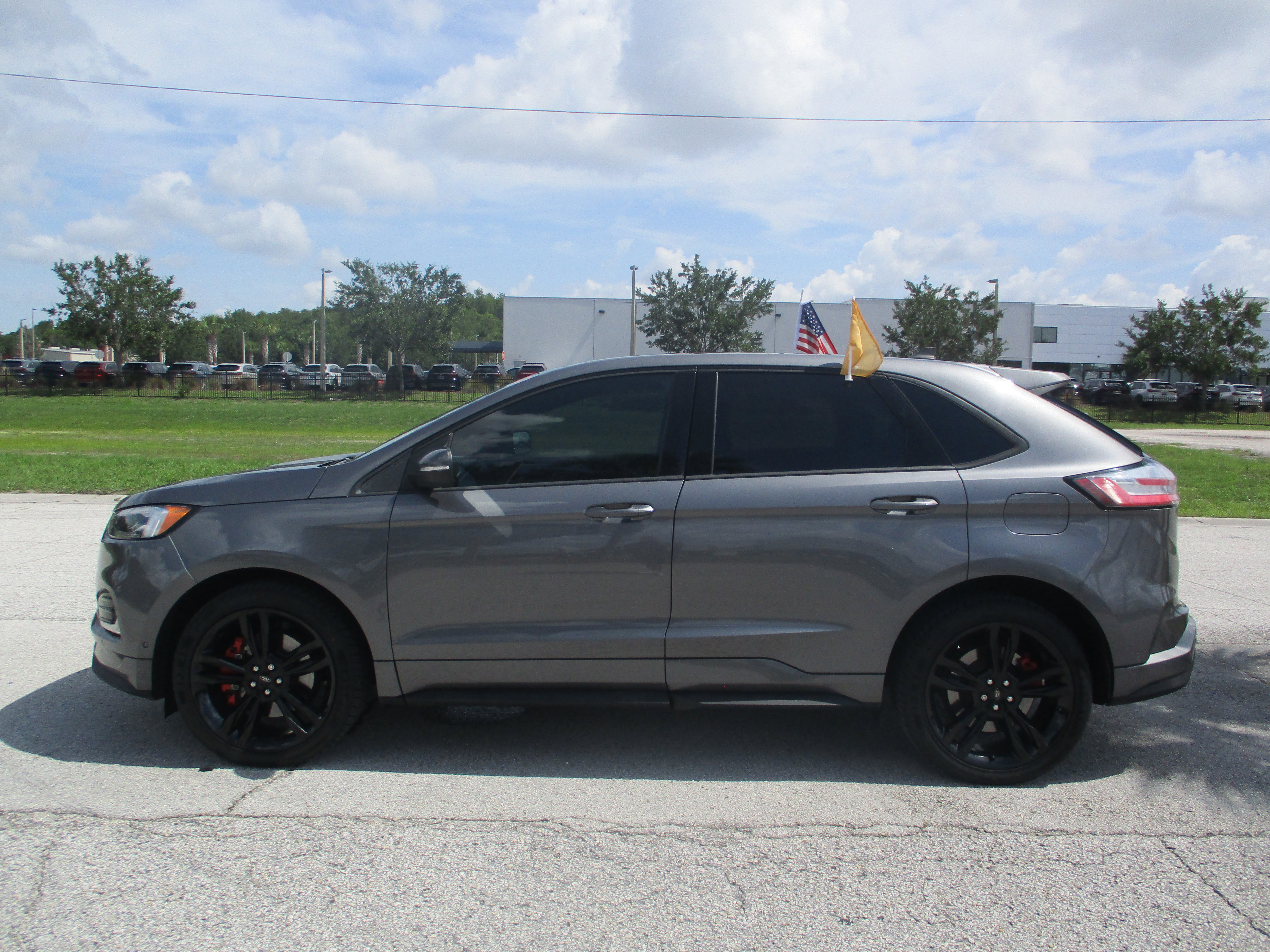 Certified 2021 Ford Edge ST w/ Equipment Group 401A AWD/4WD image 4