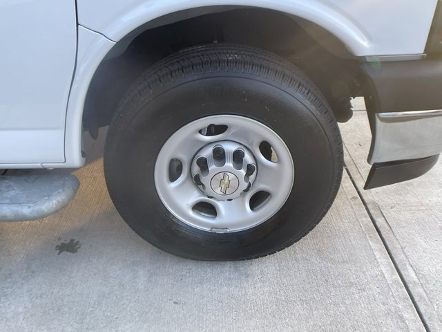 Used 2024 Chevrolet Express 2500 Work Van w/ Driver Convenience Package image 11