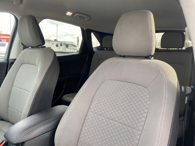 Certified 2021 Ford Escape SE image 11